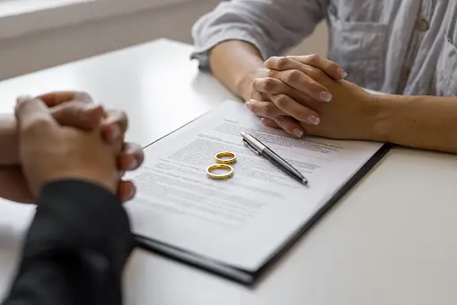 role of Family Lawyer in divorce
