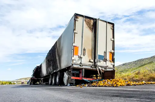 Accidents de camions et responsabilité : Comprendre les cas complexes d'accidents de camions